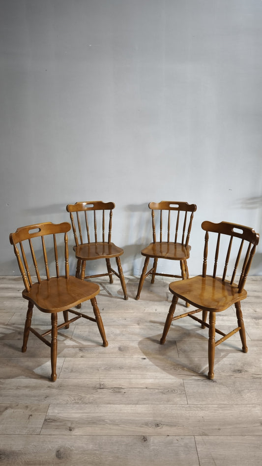 77493 Set n 4 sedie stile country