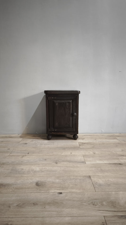 79237 Comodino singolo in legno massello