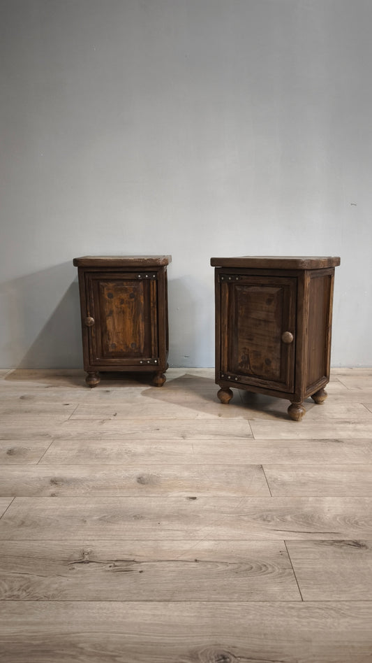 79236 Coppia di comodini in legno massello