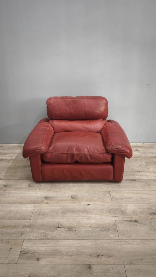 79371 Poltrona Poltrona Frau in pelle bordeaux