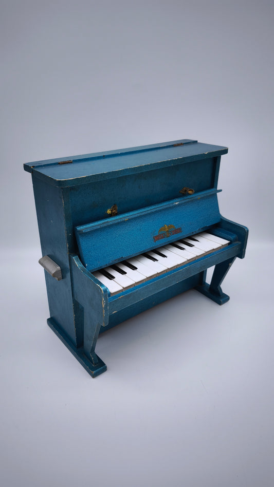 78999 Piccolo pianoforte in legno