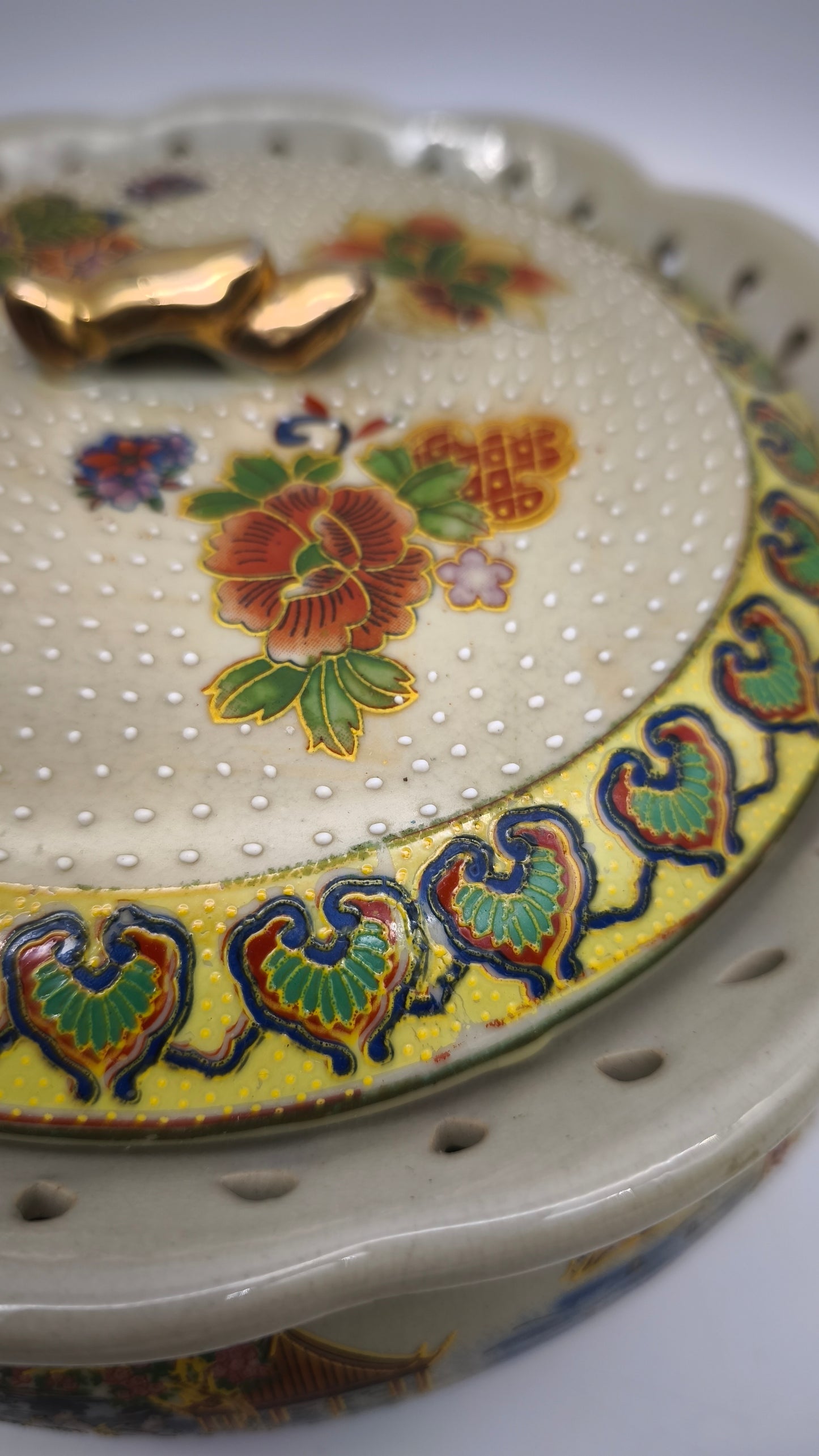 79485 Centrotavola in ceramica Golden Satsuma con coperchio