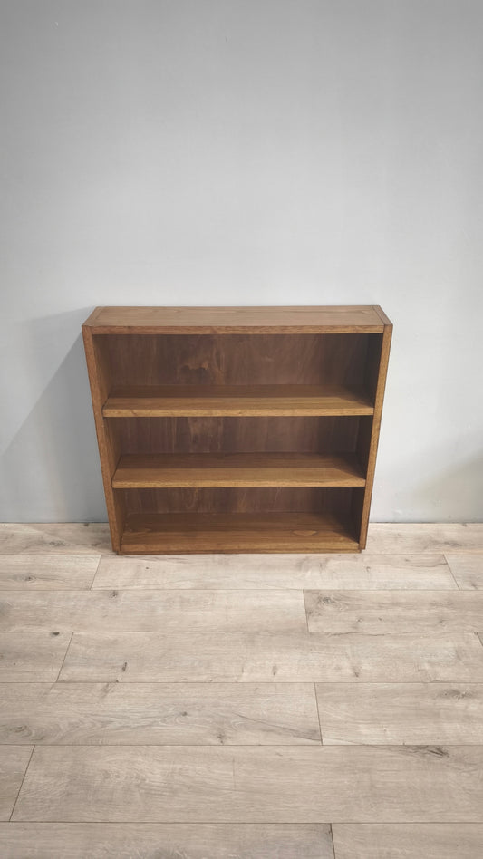 79504 Libreria bassa in legno con tre ripiani