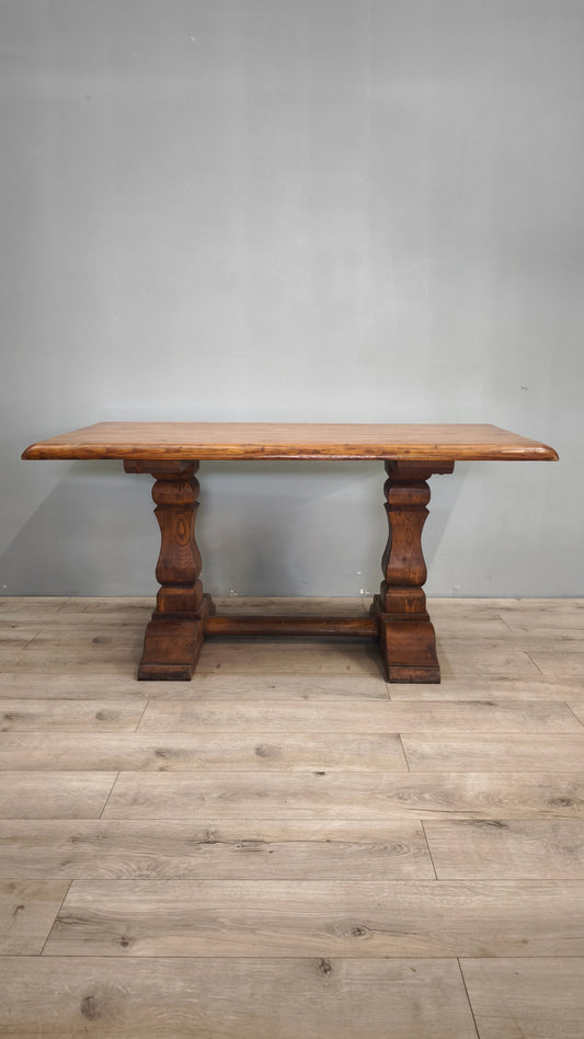 79717 Tavolo in legno massello