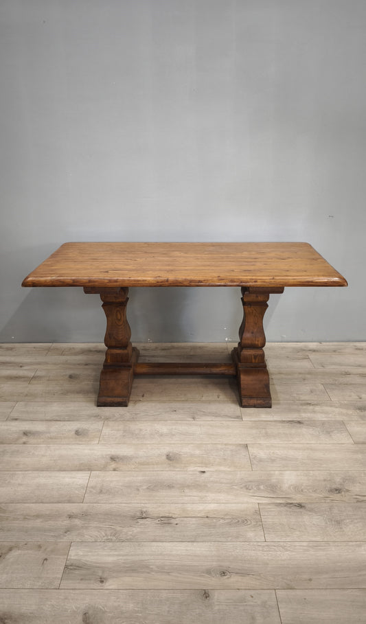 79717 Tavolo in legno massello