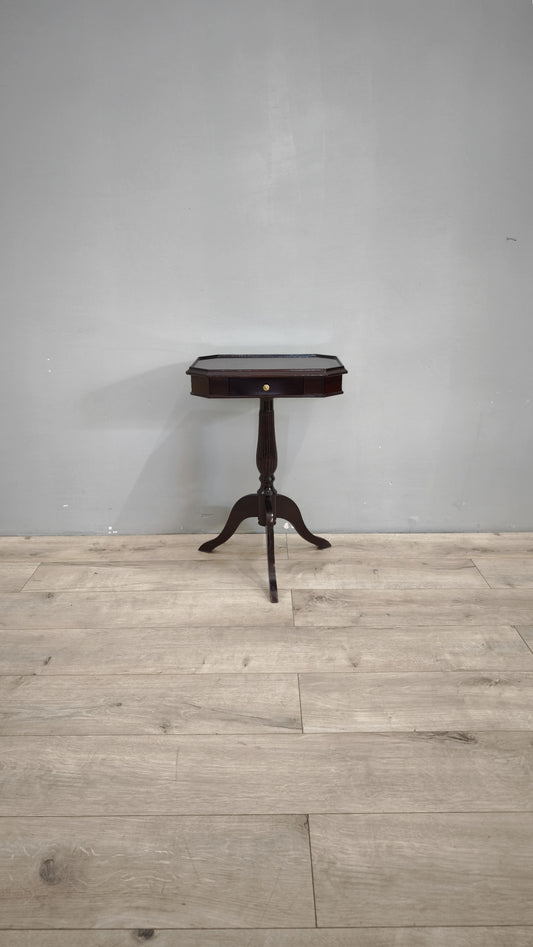79722 Tavolino da salotto in legno con cassetto frontale