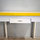 79803 Tavolo allungabile con base bianca e piano giallo