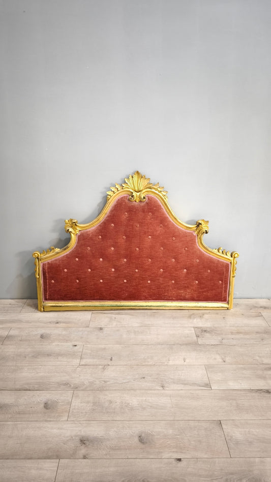 80053 Spalliera letto 1 piazza e mezza in legno dorato e velluto rosso