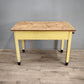 80193 Tavolo da cucina vintage in legno con spianatoia e matterello