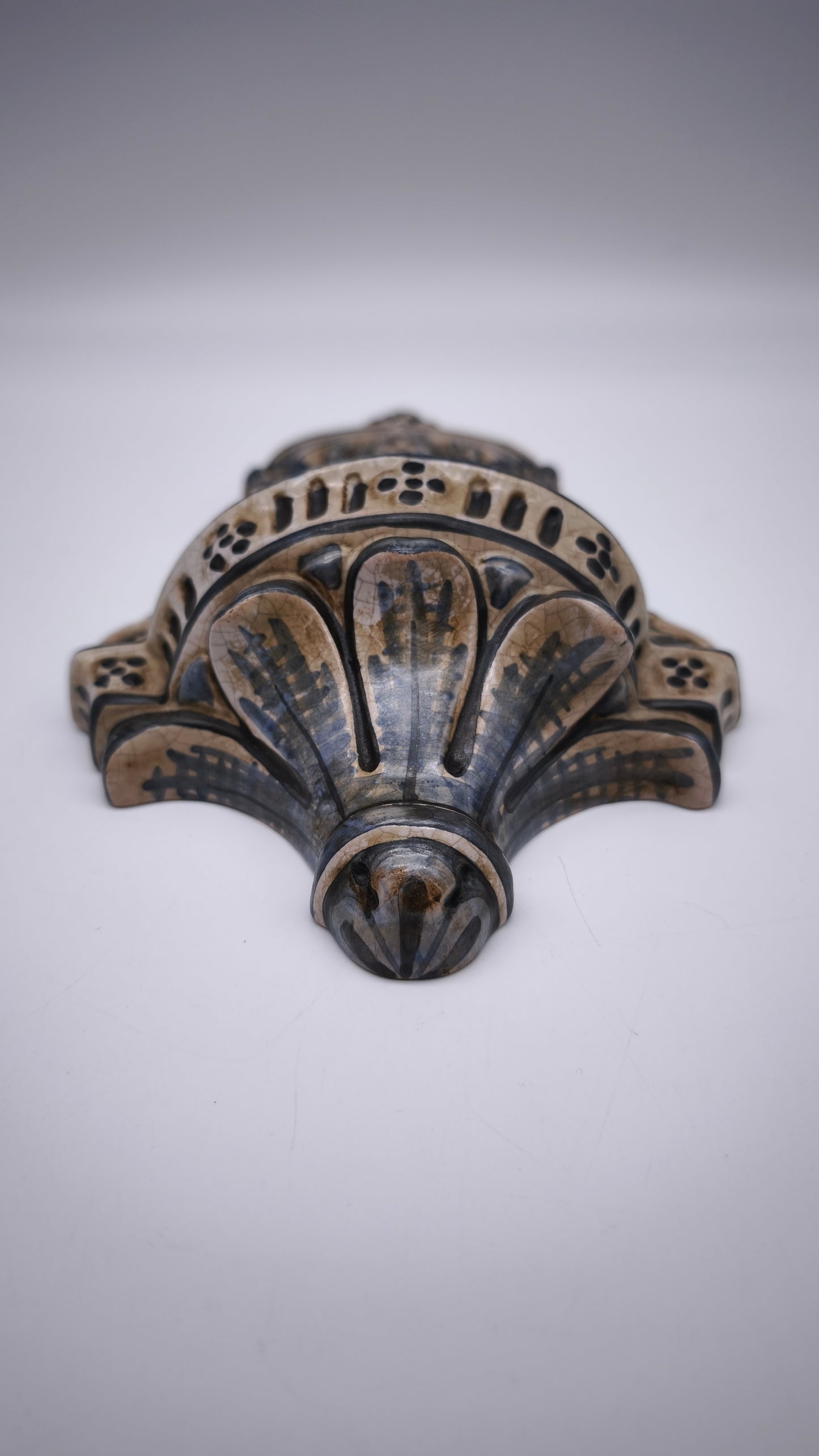 80005 Acquasantiera in ceramica Deruta
