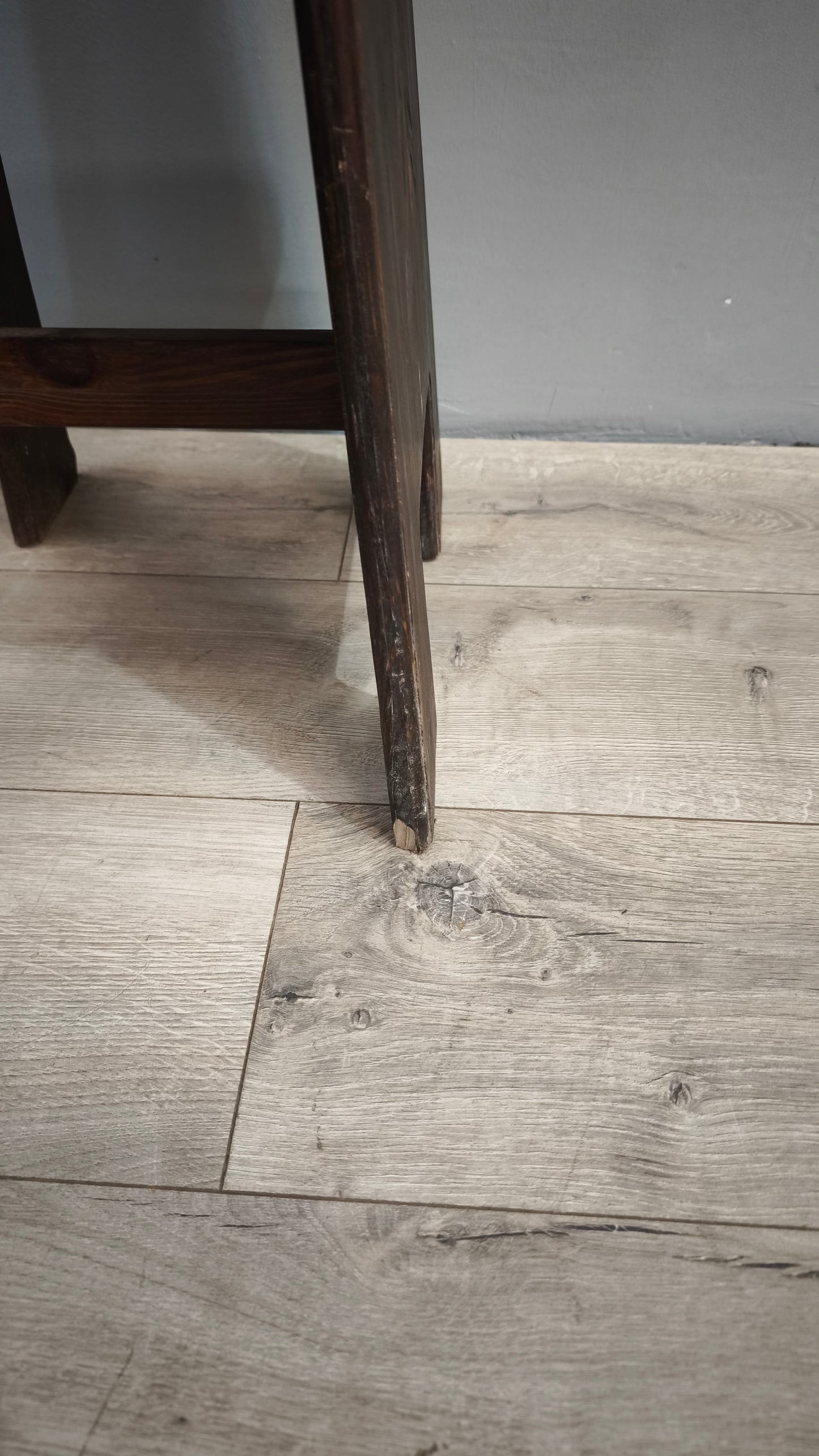 80459 Sgabello in legno