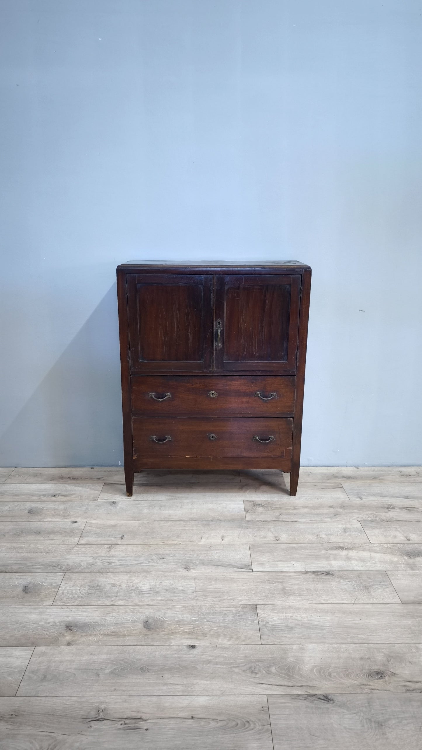 80800 Credenza in legno due cassetti e due sportelli