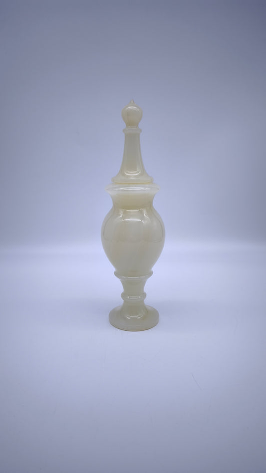 80838 Vaso in alabastro con tappo