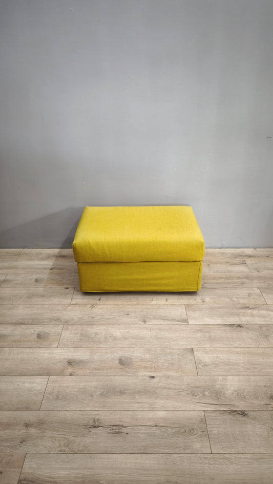 80919 Pouf in tessuto verde