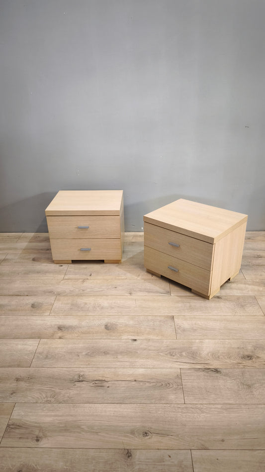 80909 Coppia di comodini moderni due cassetti