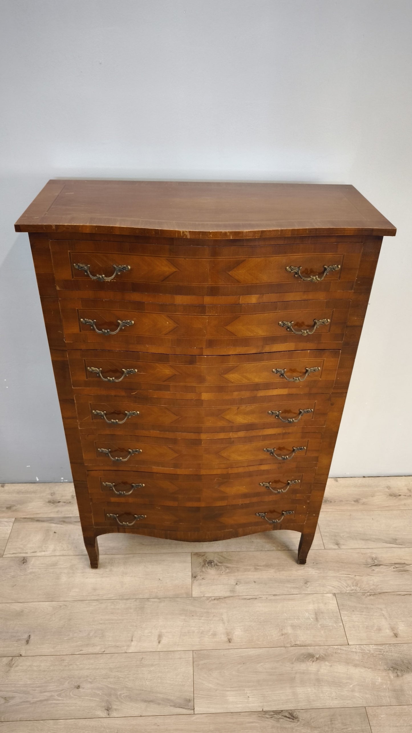 81188 Settimino in legno intarsiato