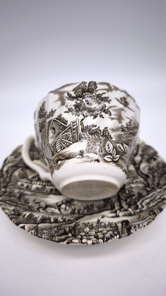 81255 Set 4 tazze con piattino in ceramica inglese, The Hunter by Myott