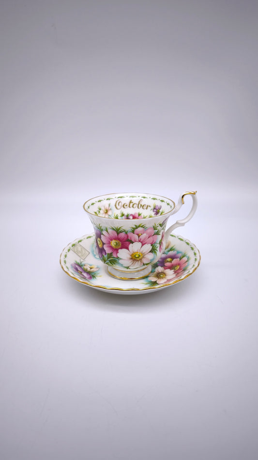81333 Tazza da tè con piattino in ceramica Royal Albert, Flower of the month series, October, Cosmos