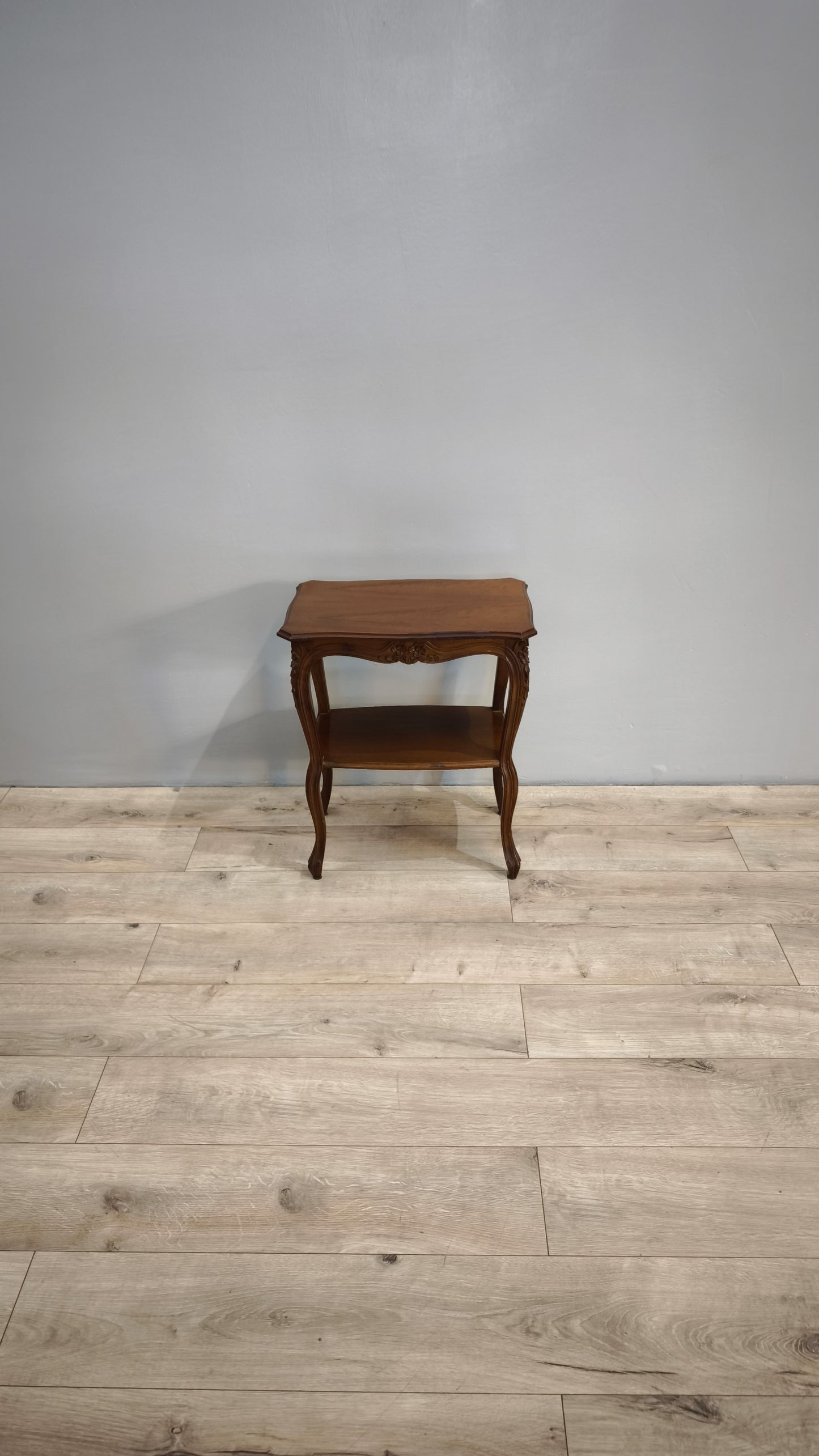 81322 Tavolino da salotto in legno