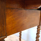 81351 Tavolo a bandelle in legno con due cassetti e uno sportello a ribalta