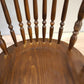 81453 Sedia a dondolo in legno con intagli