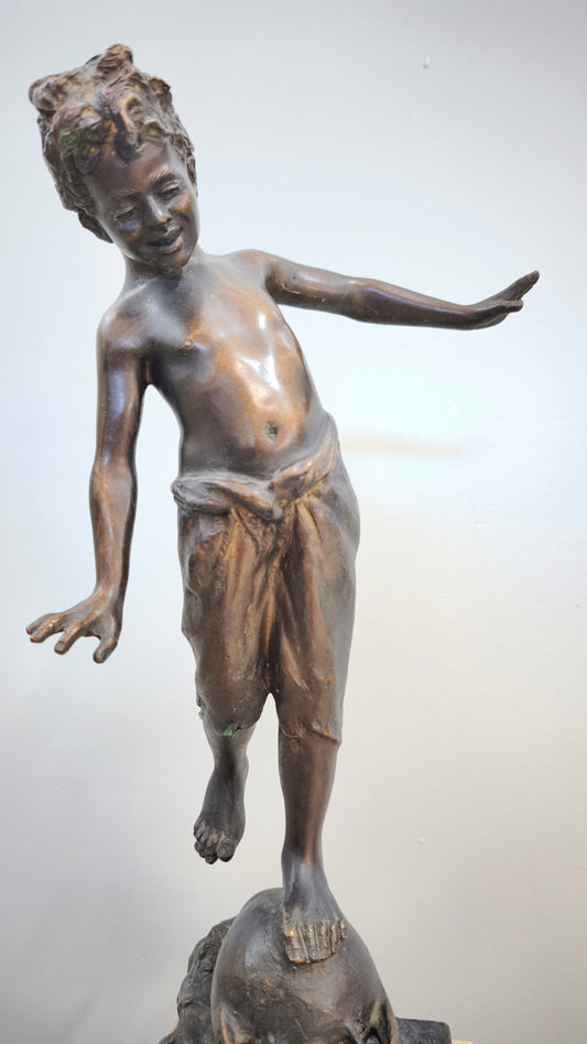 81459 Statua in bronzo Vincenzo Cinque su colonna di marmo
