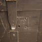 81527 Baule bombato in legno marrone