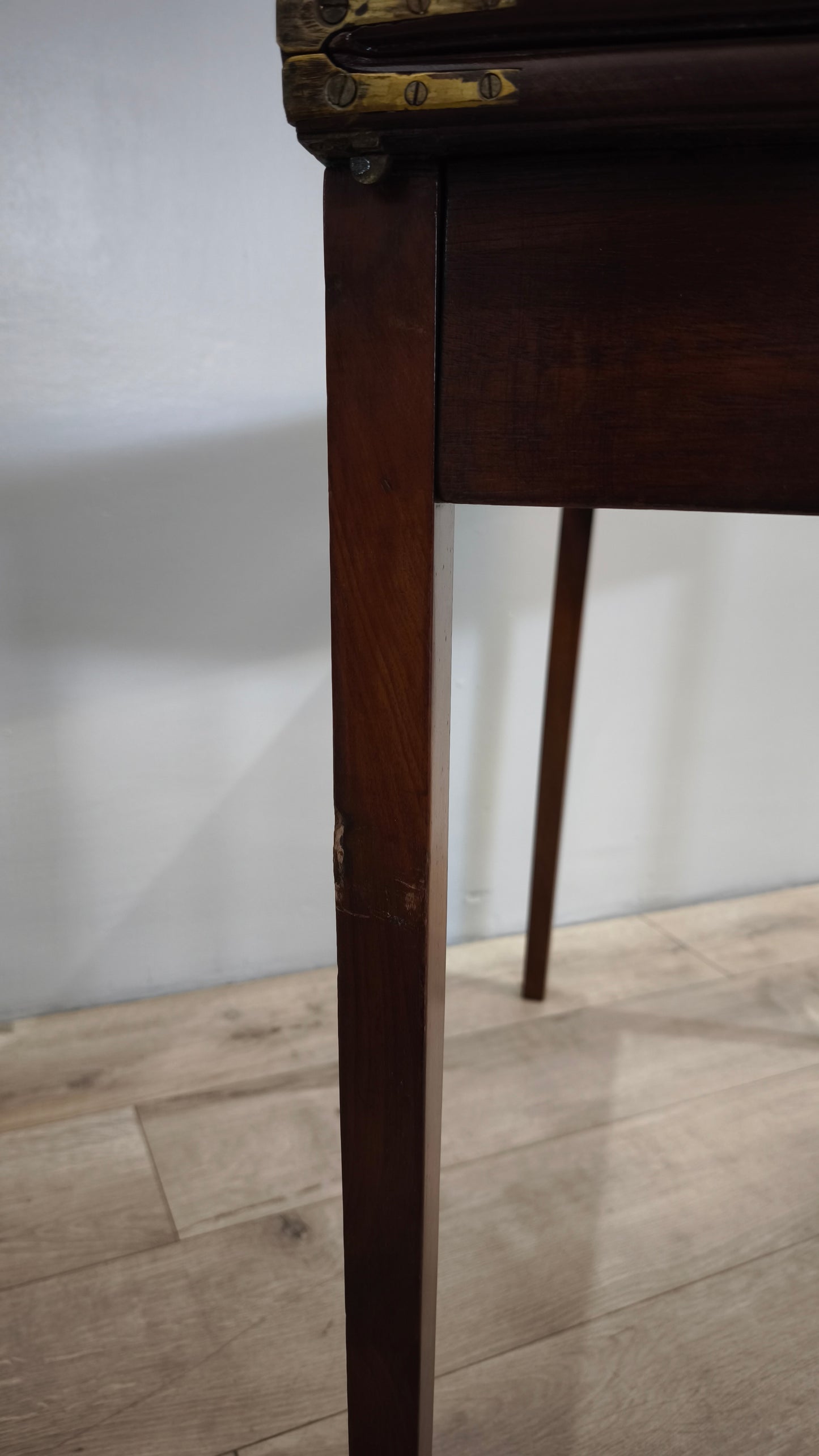 81661 Tavolo da gioco in legno