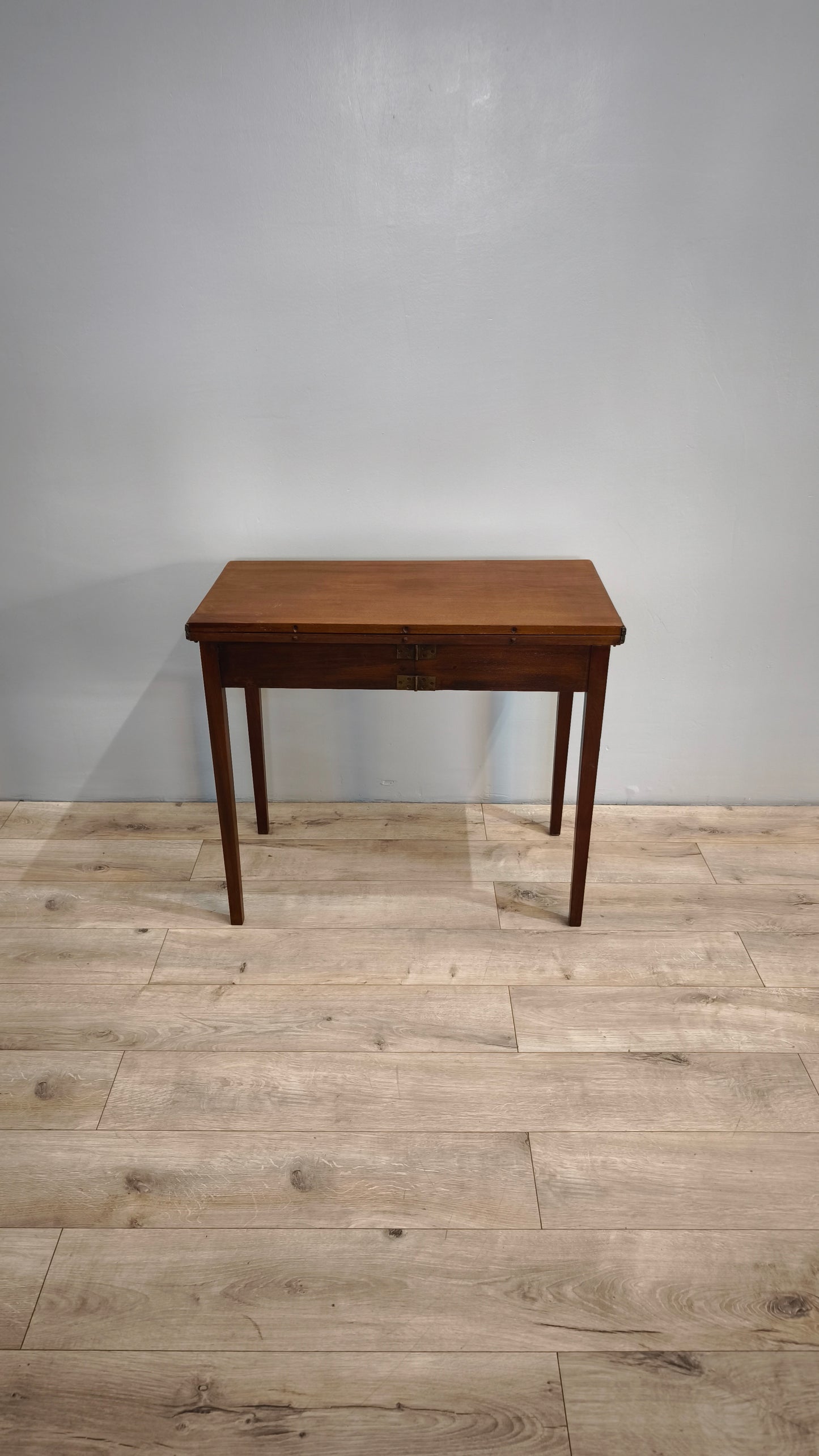 81661 Tavolo da gioco in legno