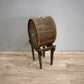 81681 Piccola botte in legno con supporto e sportello frontale