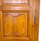 81812 Armadio due ante in legno massello lavorato