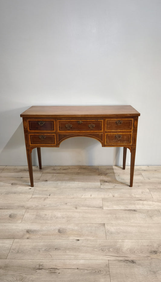 81814 Scrittoio in legno con intarsi