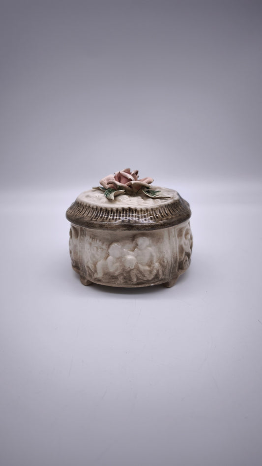 81593 Scatolina in ceramica di Bassano