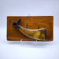 81776 Porta polvere da sparo su supporto in legno