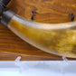 81776 Porta polvere da sparo su supporto in legno