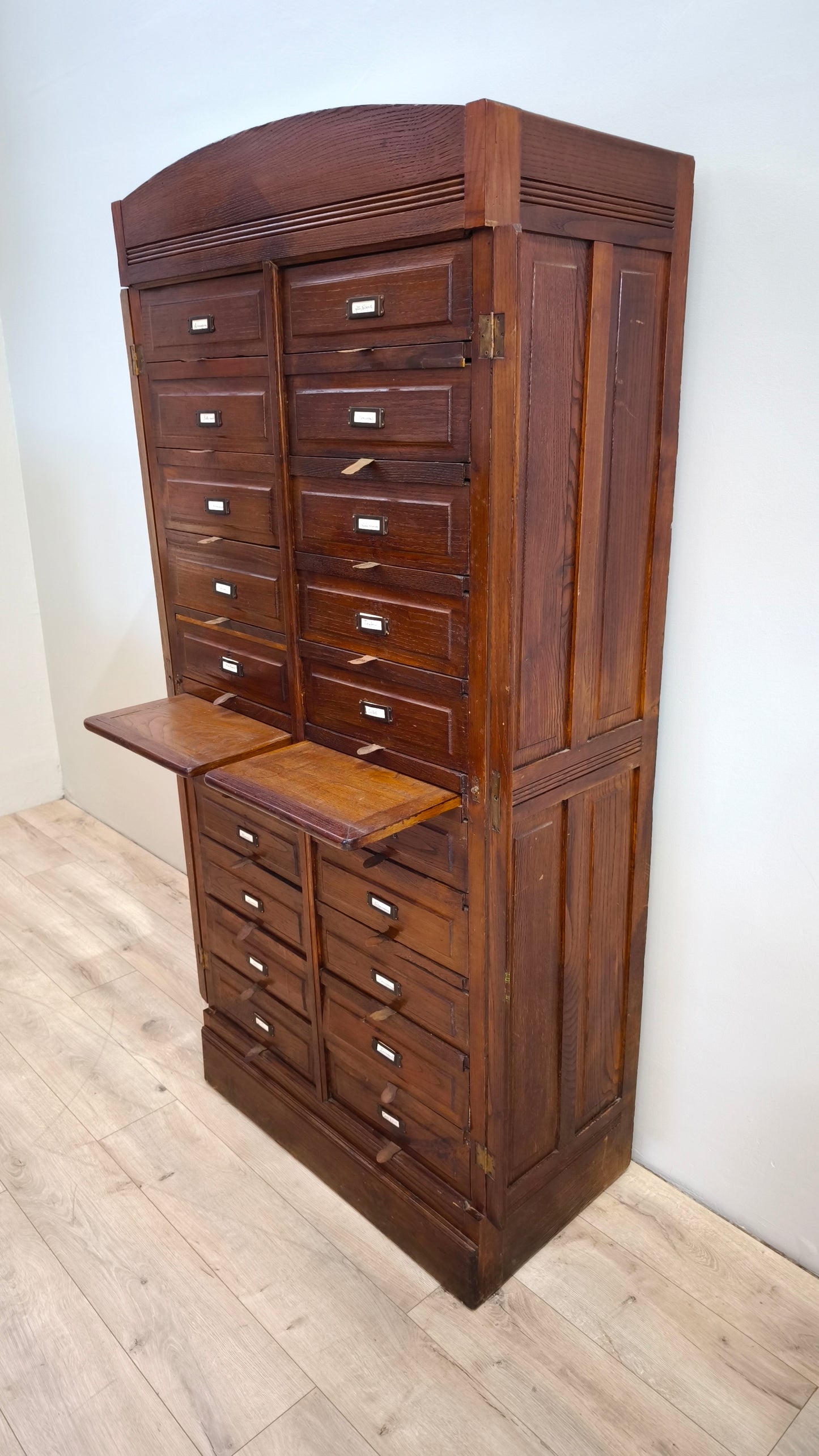 81845 Mobile archivio notarile in legno massello di rovere