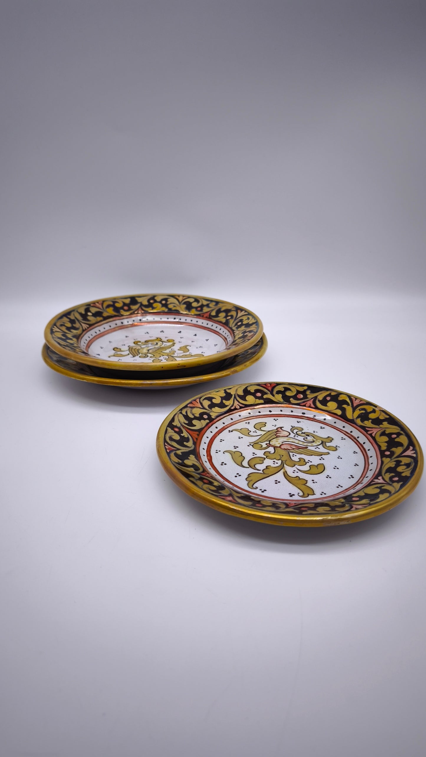 81915 Servizio di piatti in ceramica AR Italy per 6 persone tre misure