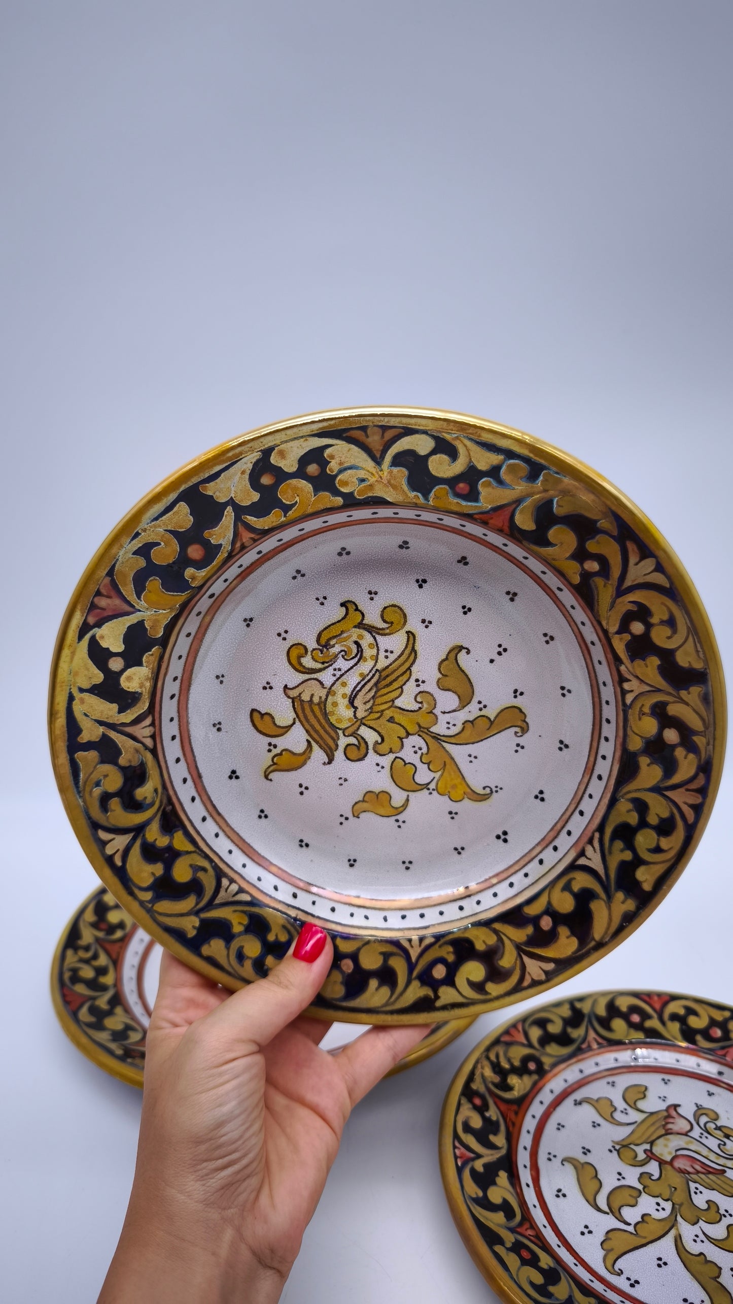 81915 Servizio di piatti in ceramica AR Italy per 6 persone tre misure