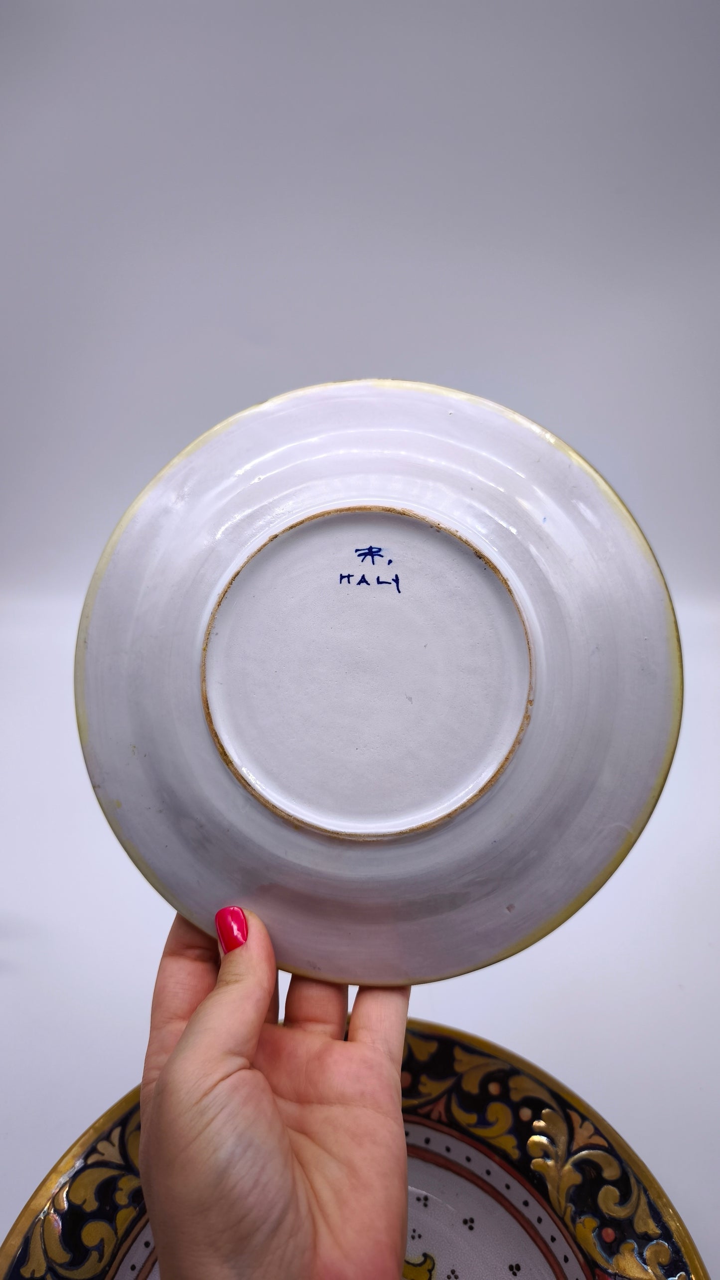 81915 Servizio di piatti in ceramica AR Italy per 6 persone tre misure