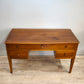 81813 Scrivania in legno massello con tre cassetti
