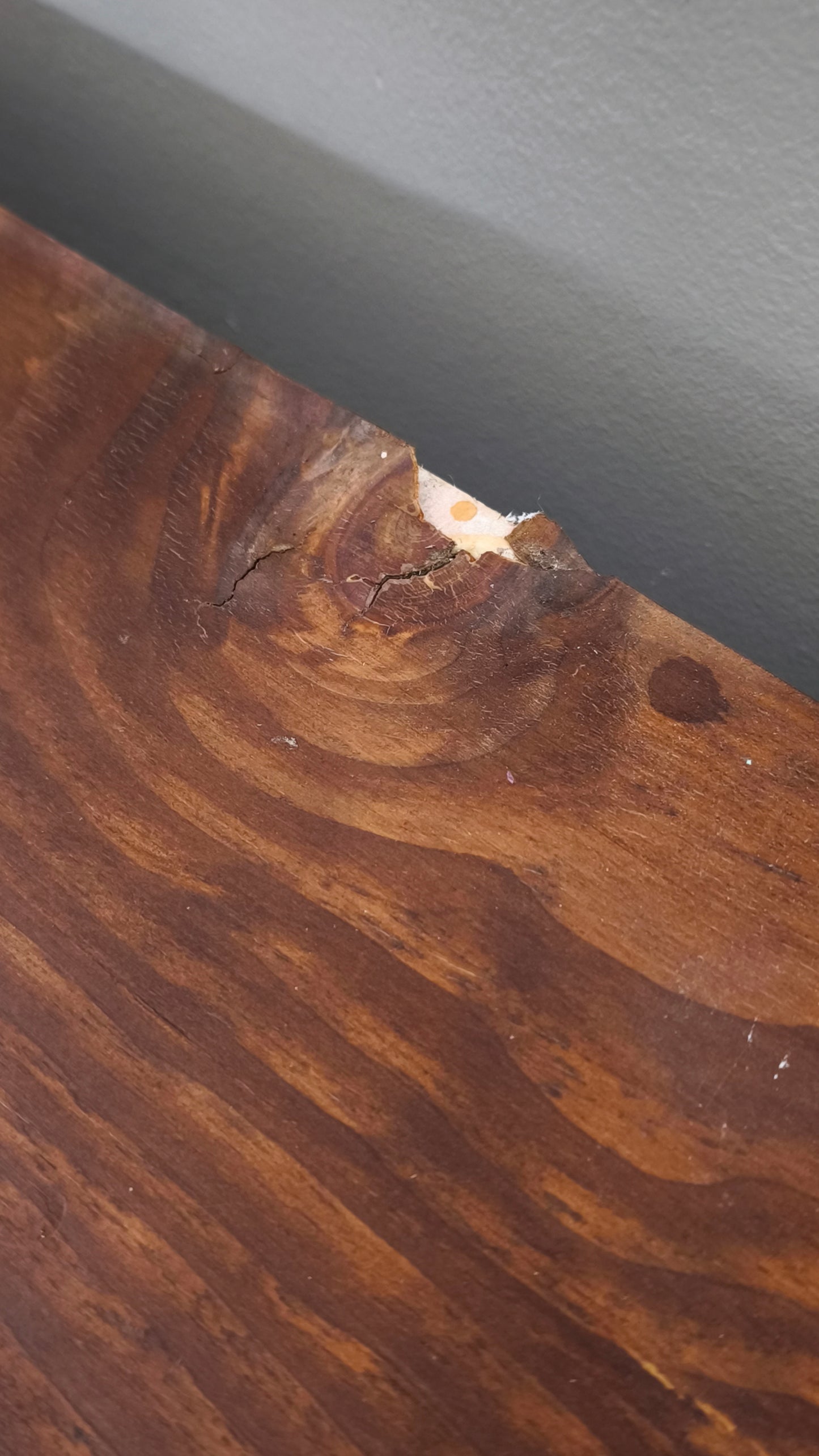 82112 Grande cassettiera in legno 28 cassetti