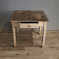 82117 Tavolo rustico quadrato in legno