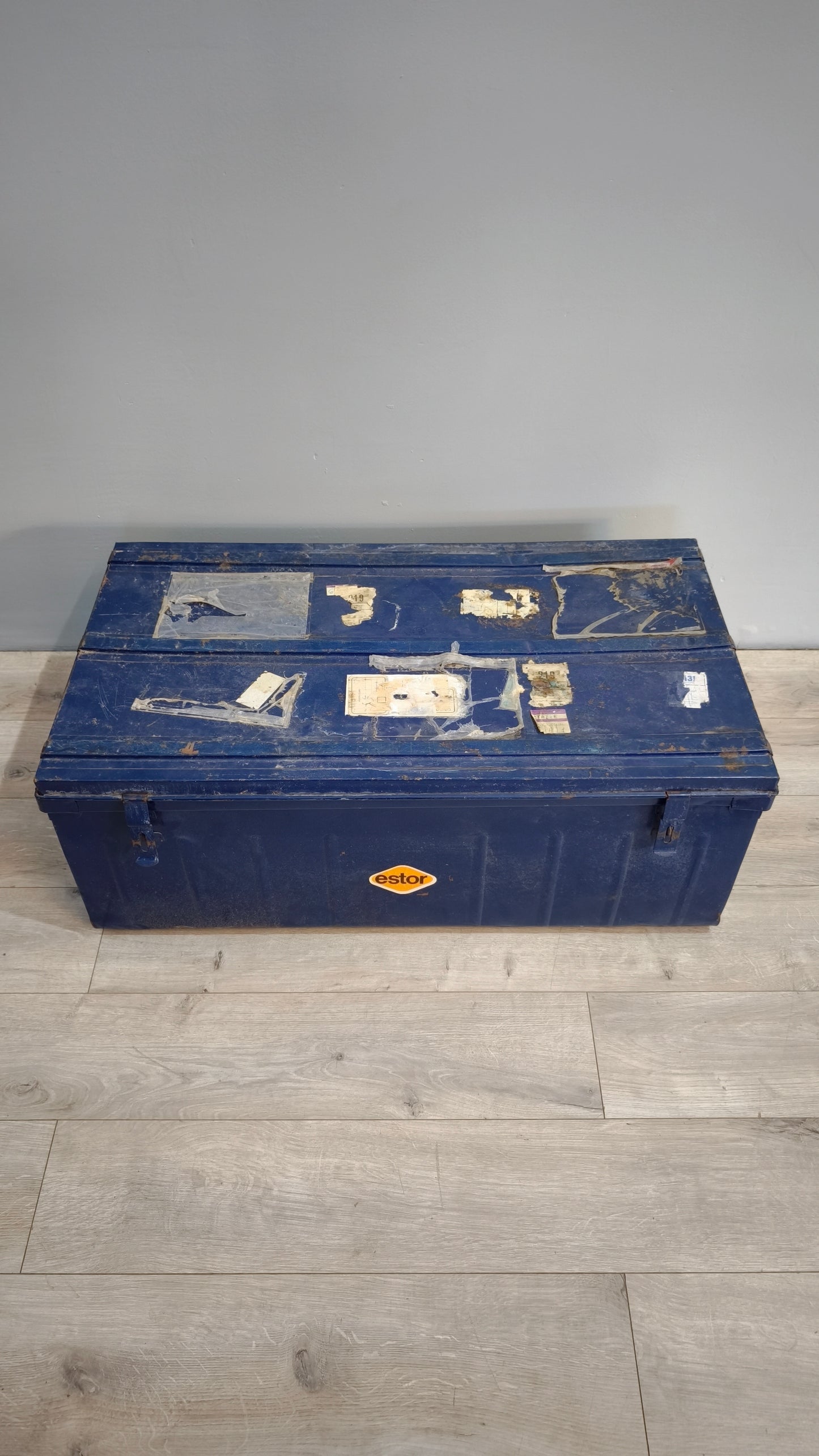 82127 Bauletto blu metallo