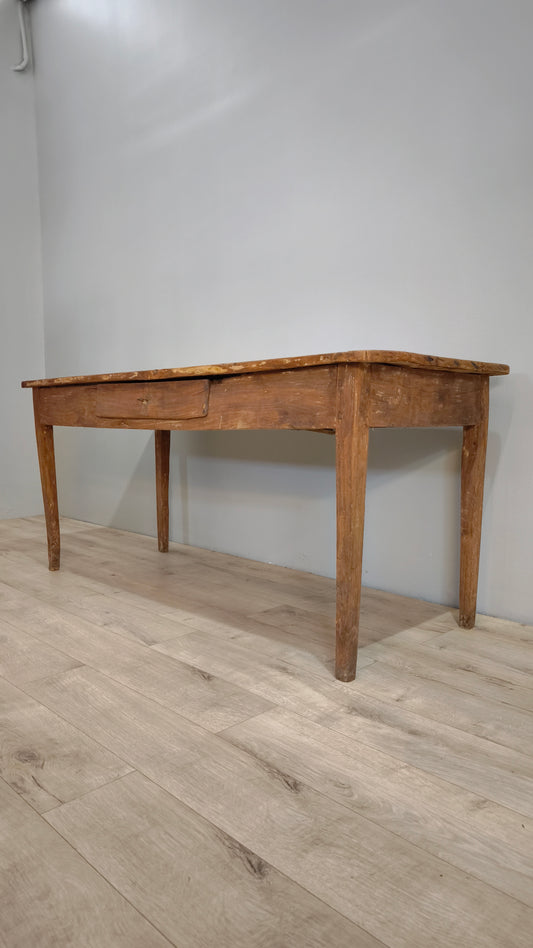 82316 Tavolo grezzo in legno