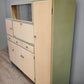 82397 Credenza anni '50 color panna e pistacchio