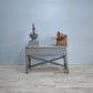 82404 Banchetto vintage in legno con macinino e grattuggia