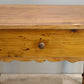 82477 Tavolo in legno con cassetto frontale