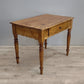 82477 Tavolo in legno con cassetto frontale