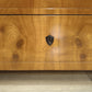82931 Comò in legno massello con tre cassetti