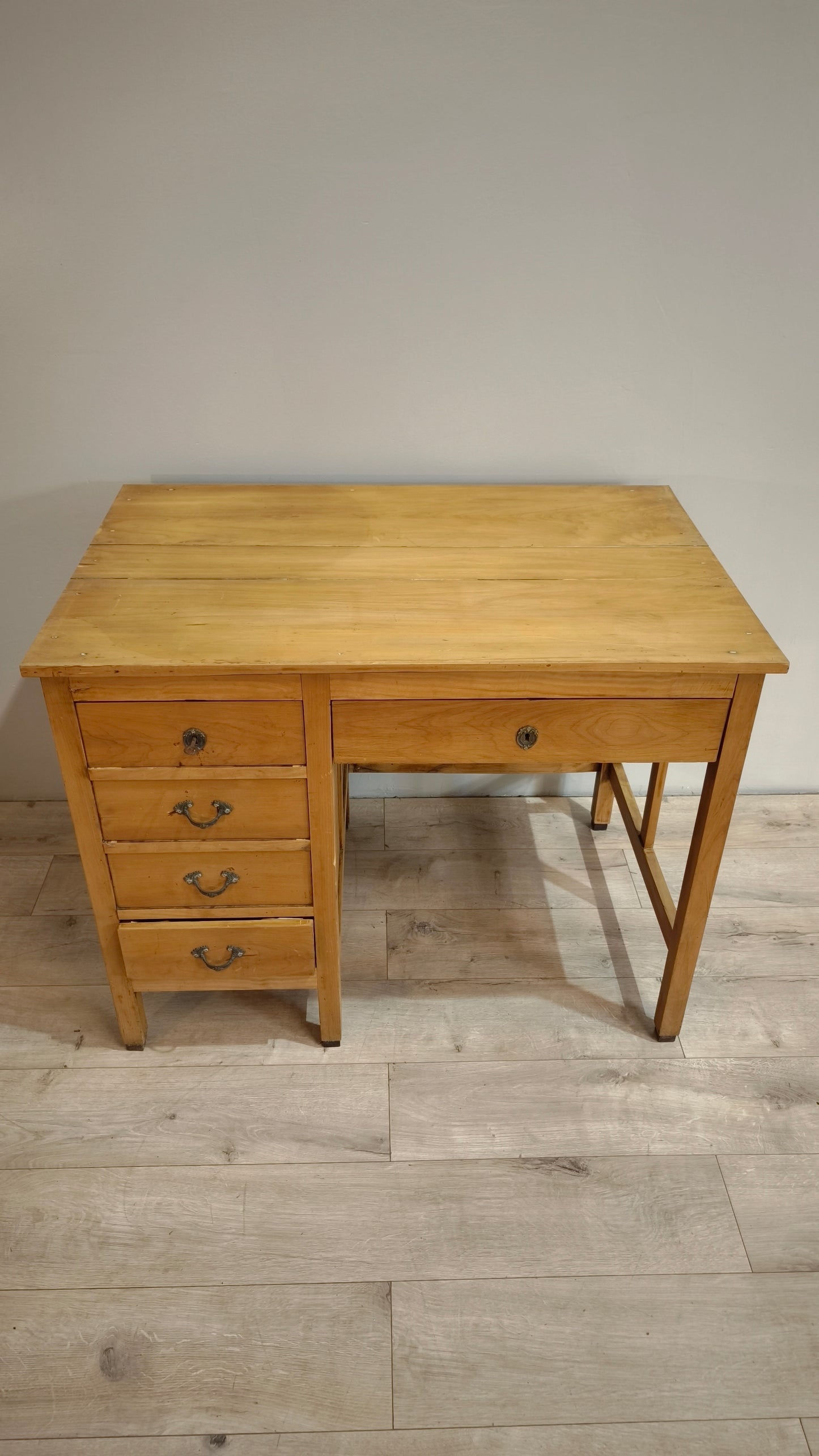 82958 Scrivania ministeriale in legno